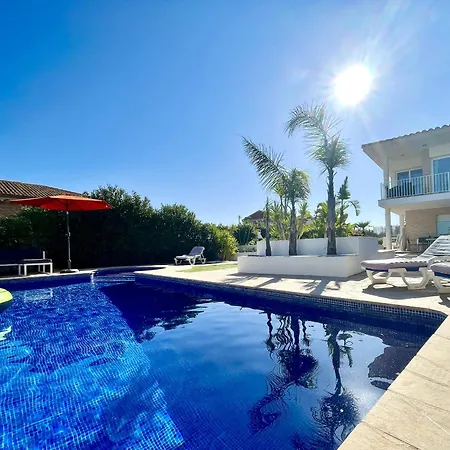 Afortunada - Air-conditioning In Bedrooms Villa